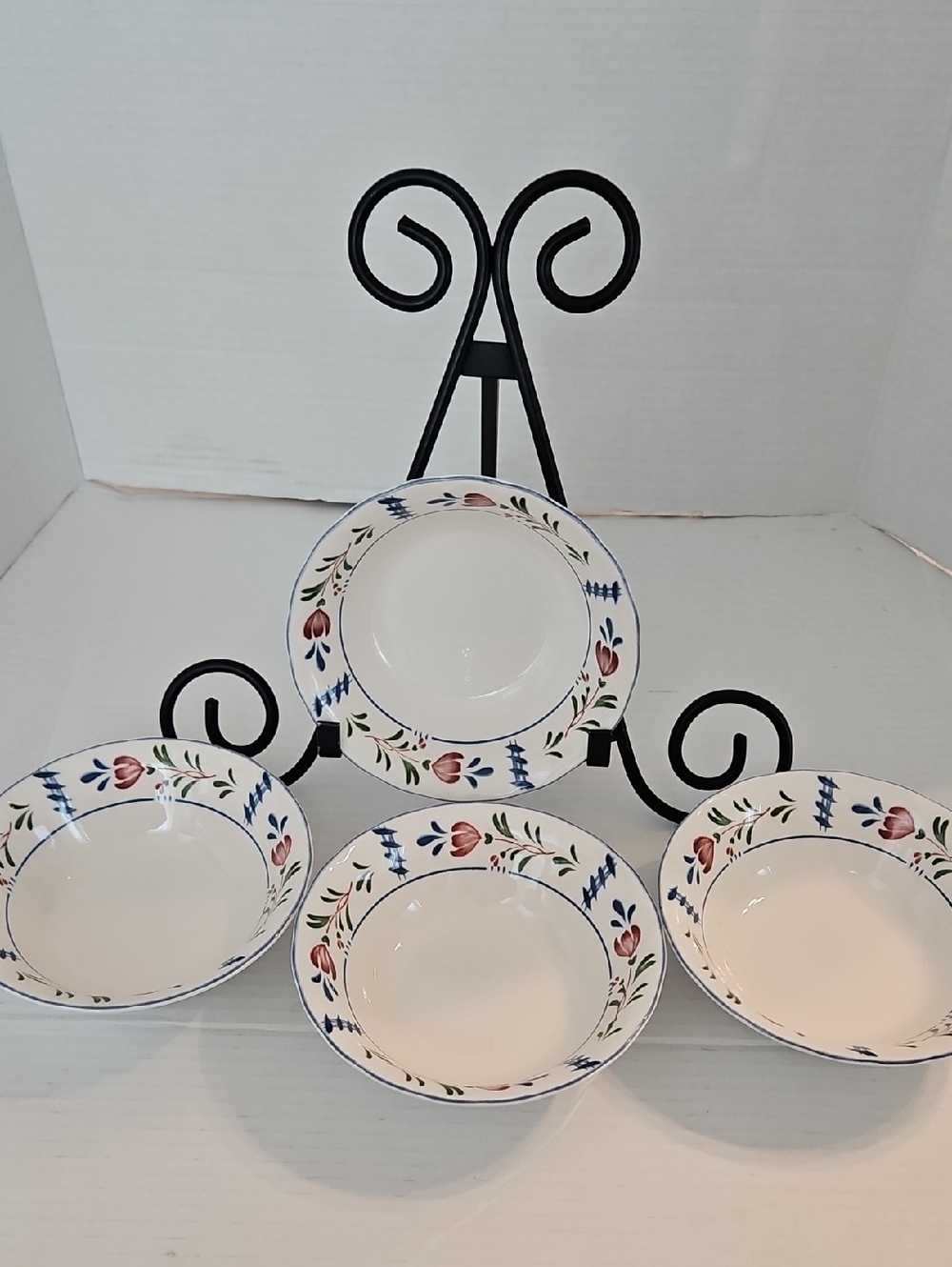 Nikko Provincial Designs Avondale Cream Navy Floral Rim Cereal Soup Bowls Set 4